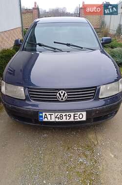 Седан Volkswagen Passat 1997 в Івано-Франківську