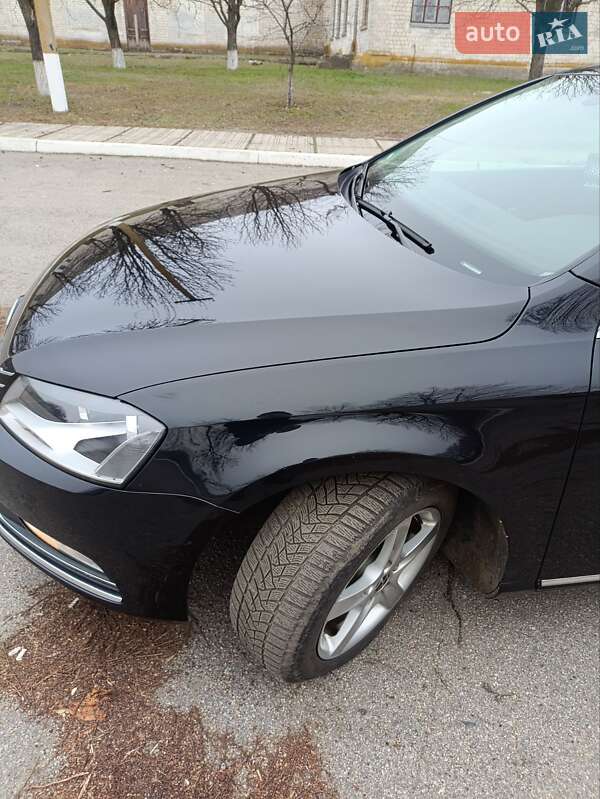 Универсал Volkswagen Passat 2012 в Покровском