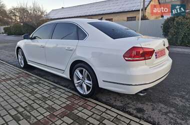 Седан Volkswagen Passat 2013 в Ужгороде