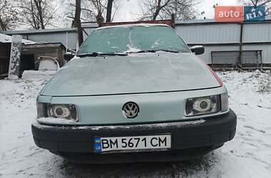 Седан Volkswagen Passat 1991 в Сумах