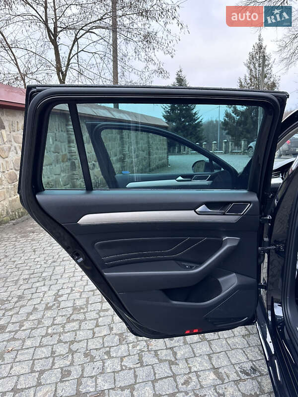 Универсал Volkswagen Passat 2019 в Черновцах