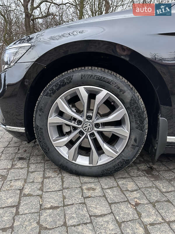 Универсал Volkswagen Passat 2019 в Черновцах