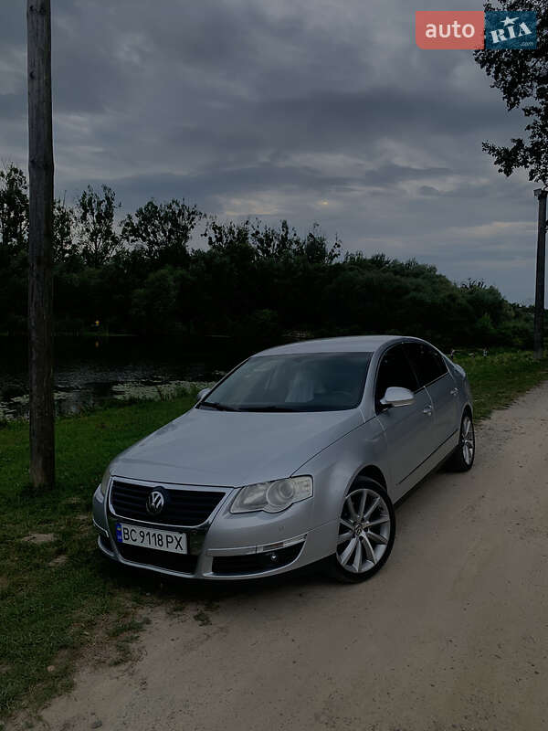 Седан Volkswagen Passat 2008 в Кам'янці-Бузькій