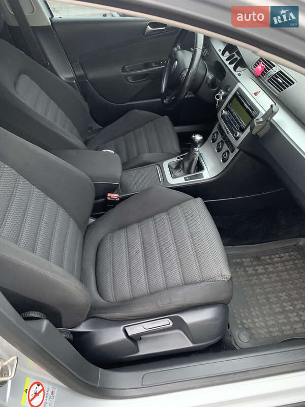 Седан Volkswagen Passat 2008 в Кам'янці-Бузькій