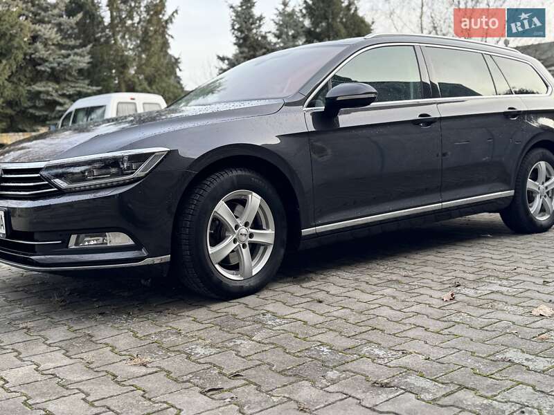 Универсал Volkswagen Passat 2017 в Ивано-Франковске