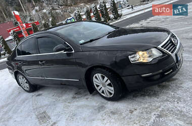 Седан Volkswagen Passat 2006 в Міжгір'ї