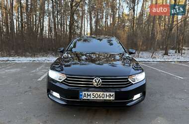 Універсал Volkswagen Passat 2016 в Житомирі