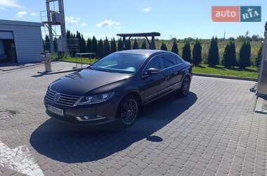 Седан Volkswagen Passat 2013 в Городку