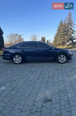 Седан Volkswagen Passat 2014 в Дубні