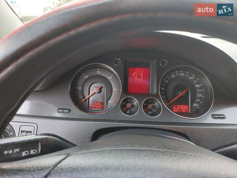 Универсал Volkswagen Passat 2006 в Берегово