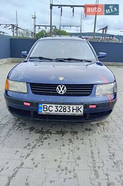 Універсал Volkswagen Passat 1997 в Сколе