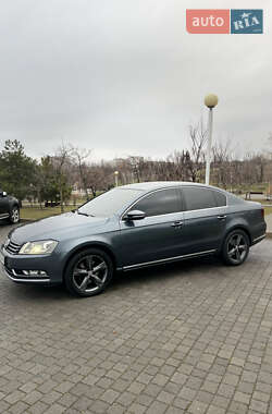 Седан Volkswagen Passat 2011 в Запорожье