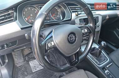 Универсал Volkswagen Passat 2015 в Одессе