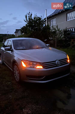 Седан Volkswagen Passat 2014 в Львові