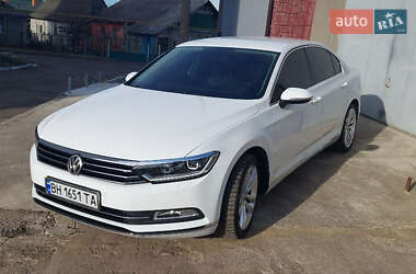 Седан Volkswagen Passat 2015 в Подільську