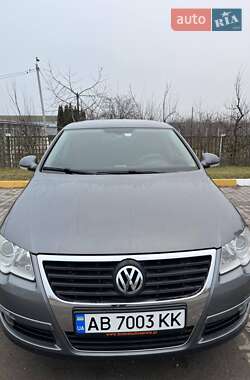 Седан Volkswagen Passat 2006 в Іллінцях