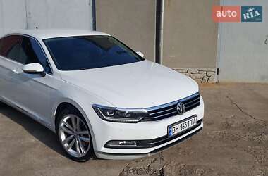 Седан Volkswagen Passat 2015 в Подільську