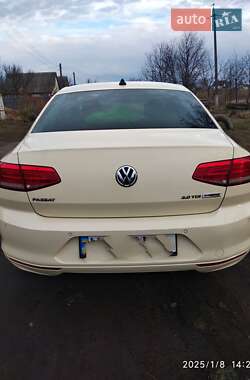 Седан Volkswagen Passat 2015 в Носовке