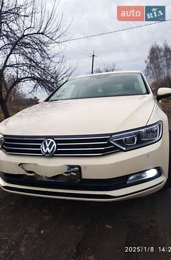 Седан Volkswagen Passat 2015 в Носовке