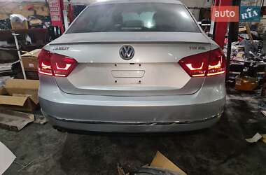 Седан Volkswagen Passat 2015 в Киеве