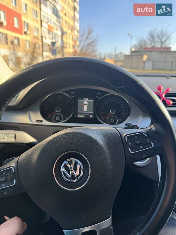 Универсал Volkswagen Passat 2013 в Александрие фото 4 Универсал Volkswagen Passat 2013 в Александрие