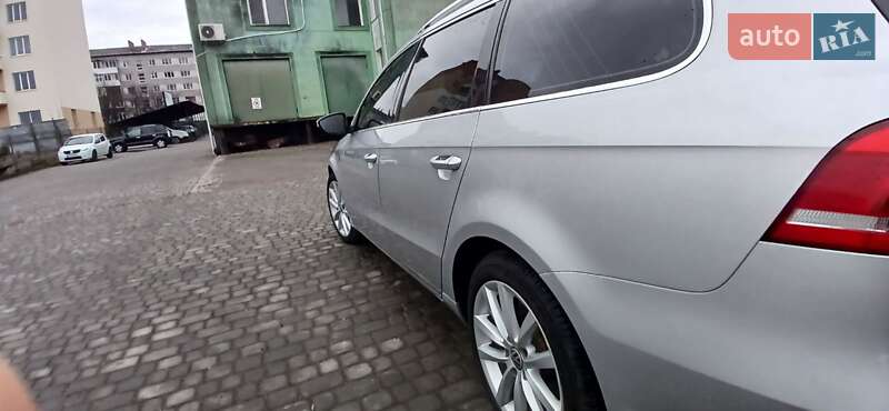 Универсал Volkswagen Passat 2013 в Старом Самборе