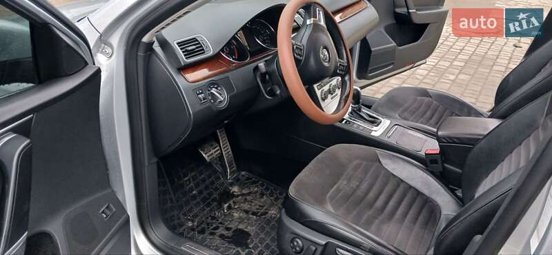 Универсал Volkswagen Passat 2013 в Старом Самборе