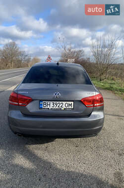 Седан Volkswagen Passat 2013 в Одесі