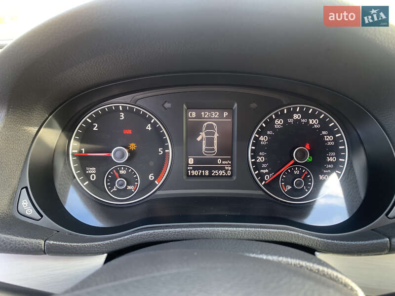 Седан Volkswagen Passat 2013 в Одесі