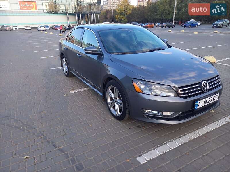 Седан Volkswagen Passat 2015 в Одессе