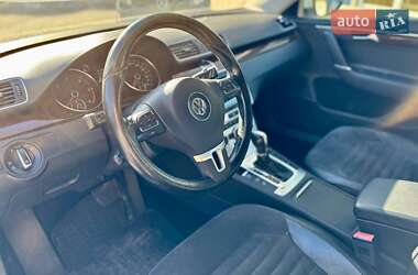 Універсал Volkswagen Passat 2012 в Вінниці