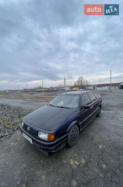 Седан Volkswagen Passat 1989 в Шепетівці