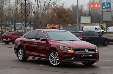 Седан Volkswagen Passat 2016 в Киеве