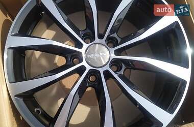 Седан Volkswagen Passat 2015 в 