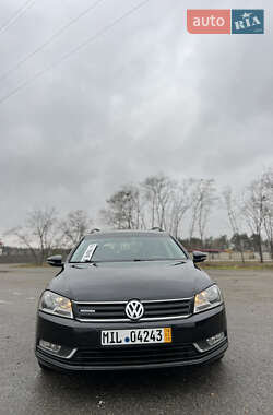 Универсал Volkswagen Passat 2012 в Киеве