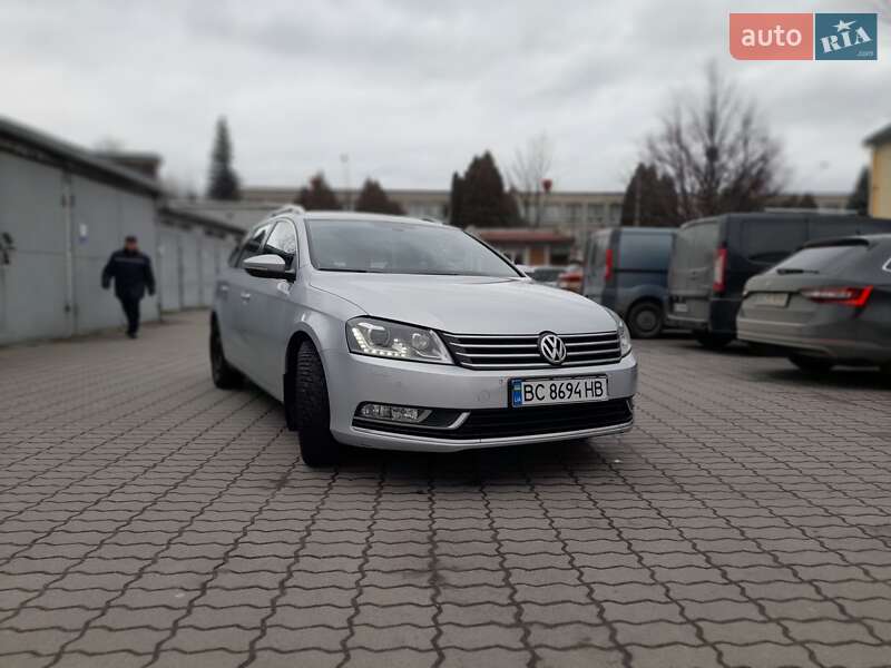 Універсал Volkswagen Passat 2014 в Львові