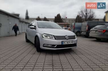 Універсал Volkswagen Passat 2014 в Львові