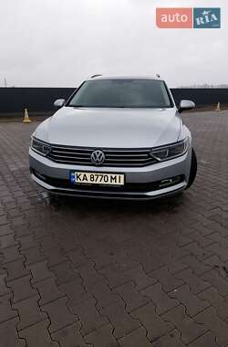 Універсал Volkswagen Passat 2015 в Києві