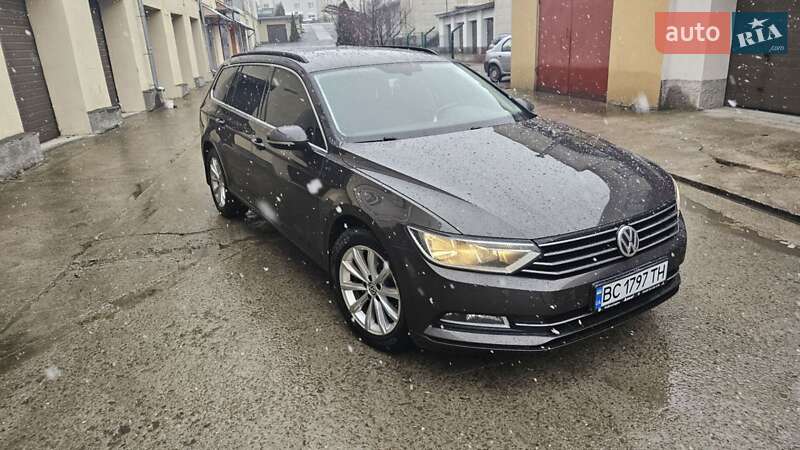 Універсал Volkswagen Passat 2015 в Самборі