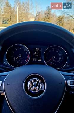 Седан Volkswagen Passat 2016 в Ізмаїлі