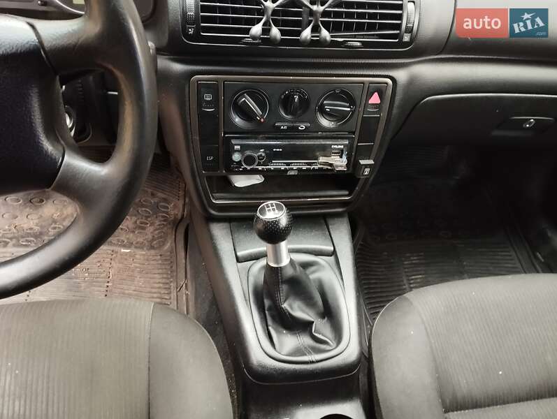 Универсал Volkswagen Passat 2001 в Славянске фото 5 Универсал Volkswagen Passat 2001 в Славянске