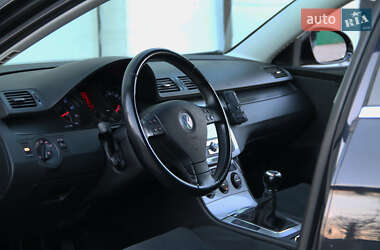 Універсал Volkswagen Passat 2008 в Сарнах