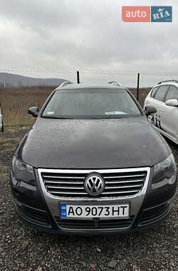 Універсал Volkswagen Passat 2006 в Хусті