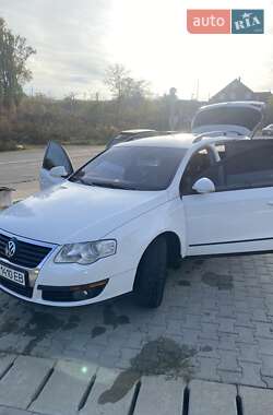 Універсал Volkswagen Passat 2007 в Чернівцях