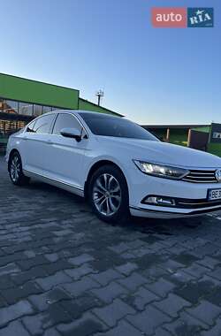 Седан Volkswagen Passat 2017 в Вознесенську