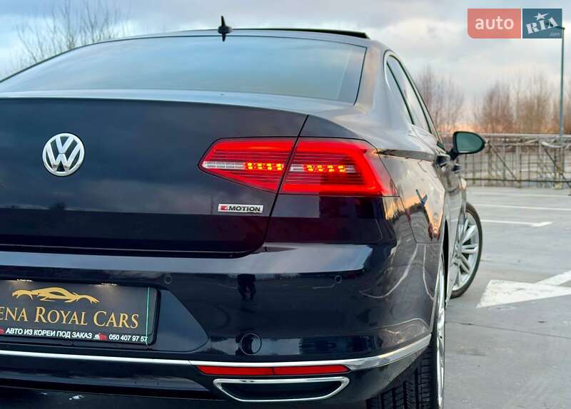 Седан Volkswagen Passat 2018 в Києві
