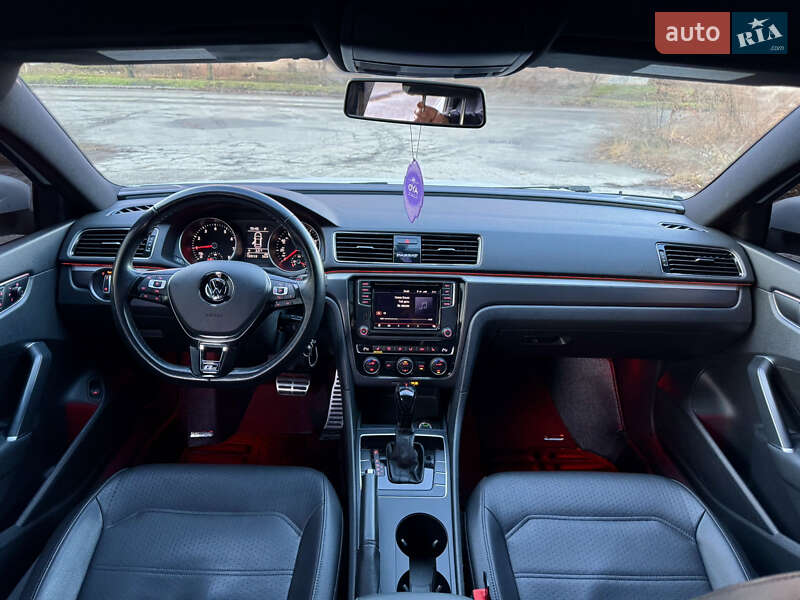 Седан Volkswagen Passat 2018 в Пирятине