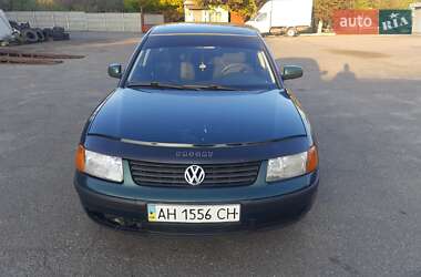 Седан Volkswagen Passat 1999 в Черкасах