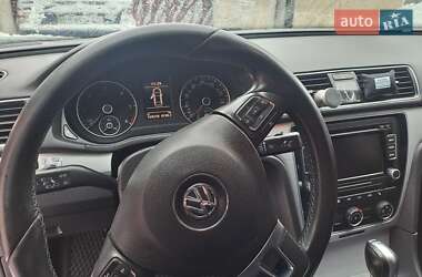Седан Volkswagen Passat 2013 в 