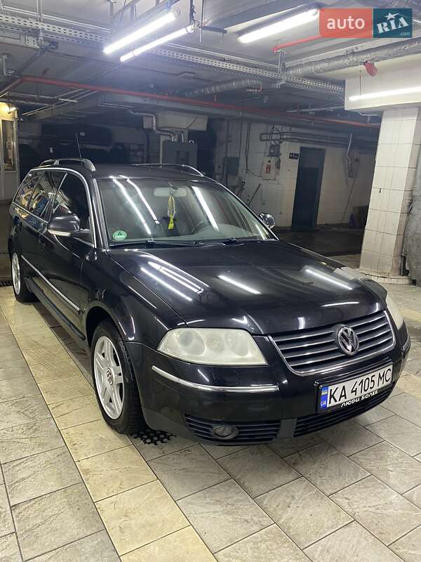 Универсал Volkswagen Passat 2004 в Киеве